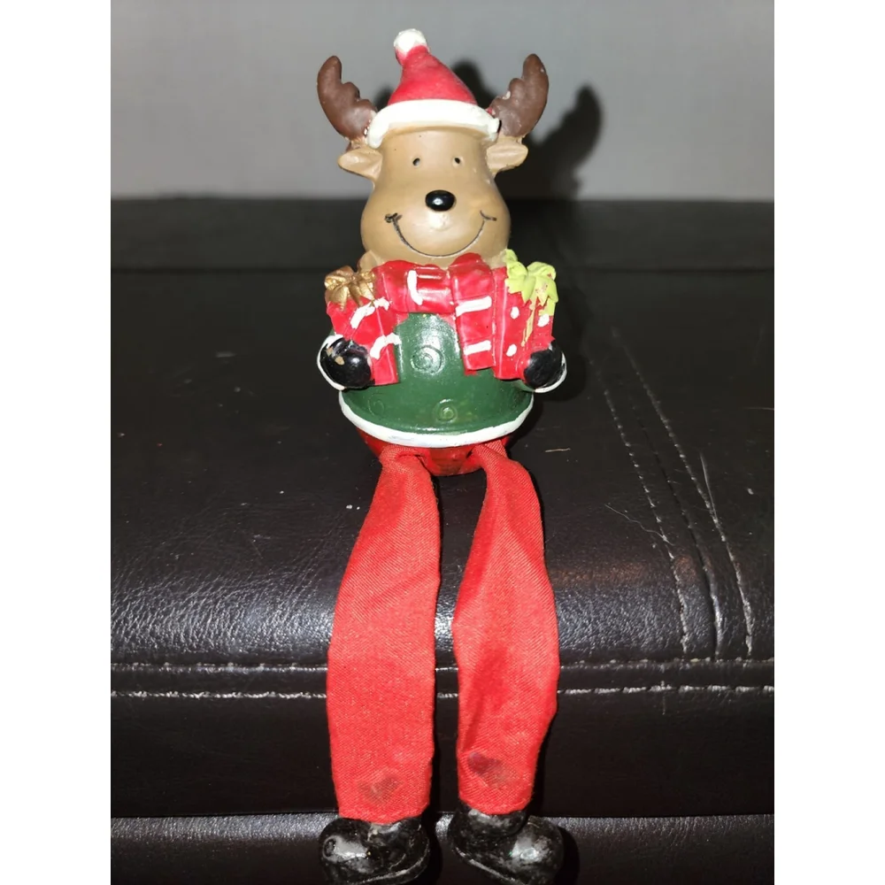 Set of 4 Vintage Christmas Shelf Sitters Reindeer,‎ 2 Snowmen, Penguin
